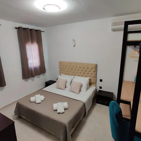 Victoria'S Suites Corfu Lefkimmi  Exterior photo