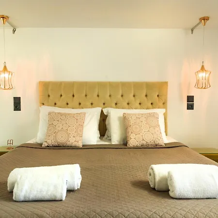 Victoria'S Suites Corfu Lefkimmi  Exterior photo
